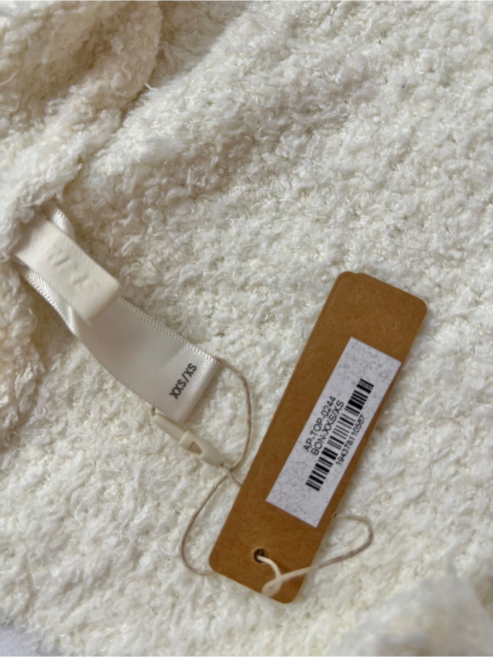 SKIMS Cozy Knit Sherpa Long Sleeve Wrap Cropped Crop Top Cream Bone - Picture 2 of 2